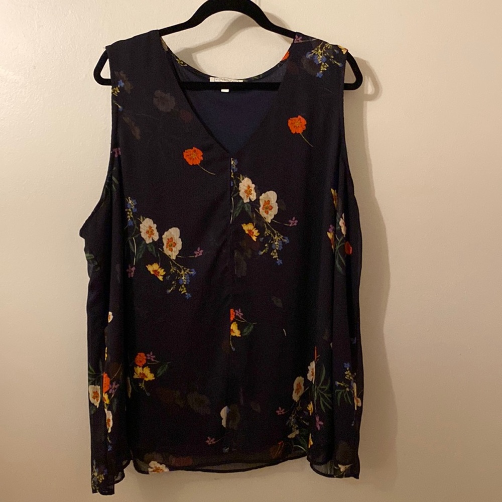 Blousology Top